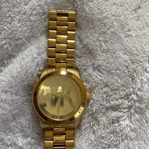 Michael Kors oversized runway watch